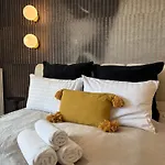 Modern Old Town Apartment Wroclaw